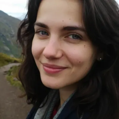 Daisy, 33