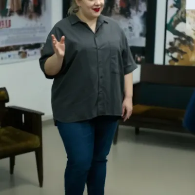 mary.moon, 32